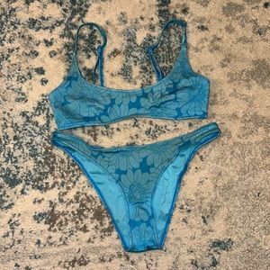 Triangl Bikini Set